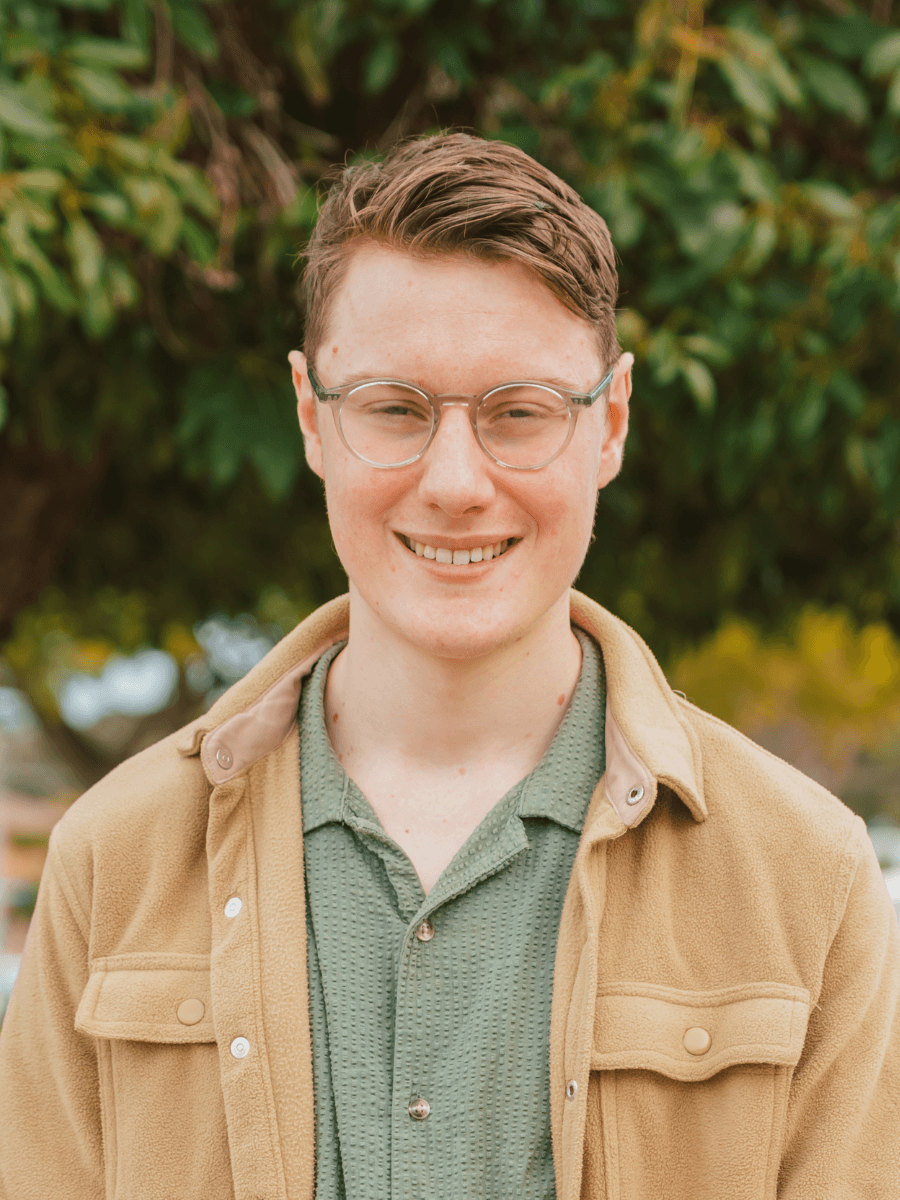 Daniel Ellis